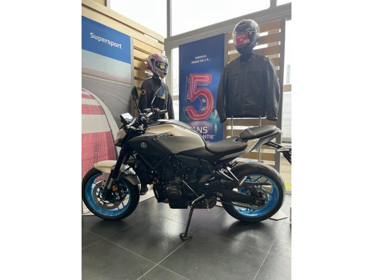 YAMAHA MT-07 (47.5CV)