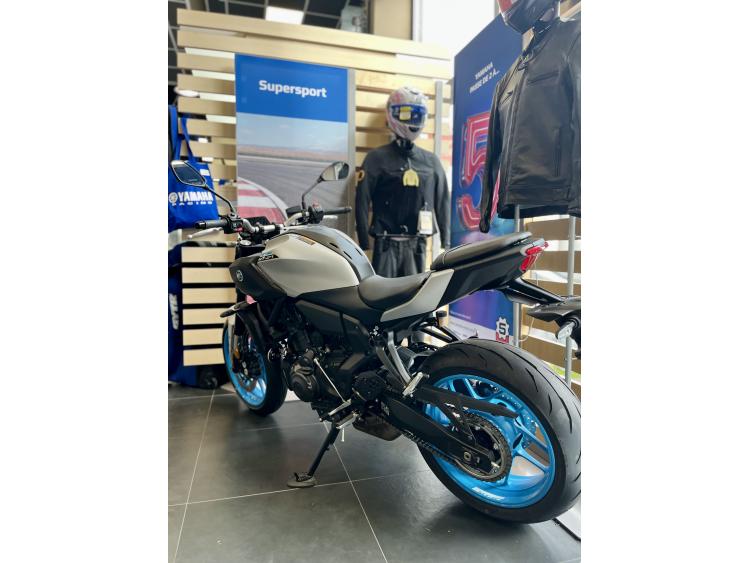 YAMAHA MT-07 (47.5CV)